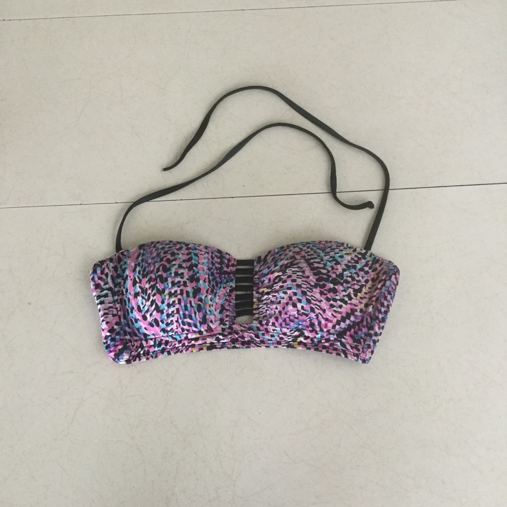 Lucky Brand Halter Neck Patterned Bikini Top Size Medium
